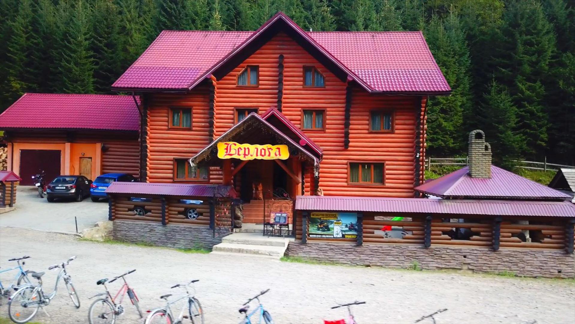 Hotel Berloga-Sinevir Synevyrsʼka Polyana エクステリア 写真